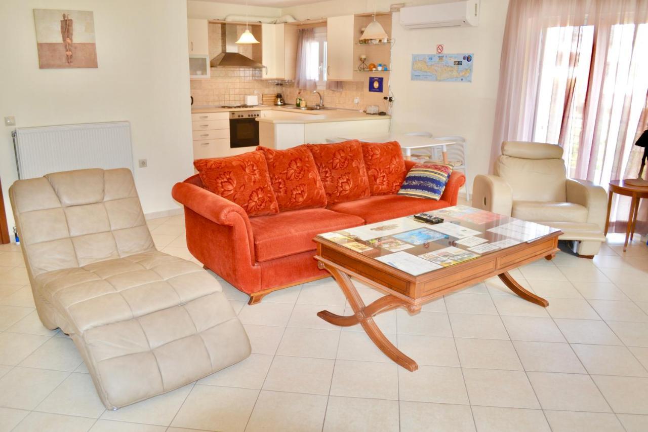 كاندية Giorgos Large Size Apartments -Family Friendly With Free Parking And Yard Views المظهر الخارجي الصورة