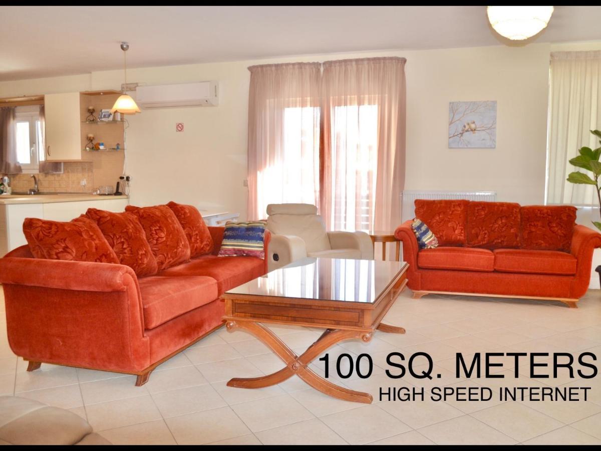 كاندية Giorgos Large Size Apartments -Family Friendly With Free Parking And Yard Views المظهر الخارجي الصورة